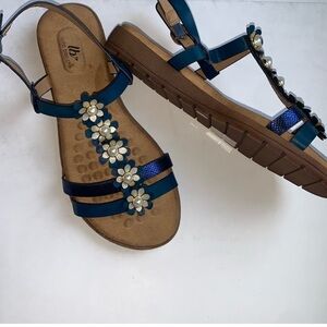 Lolla Bacchi NWOT Floral Sandals